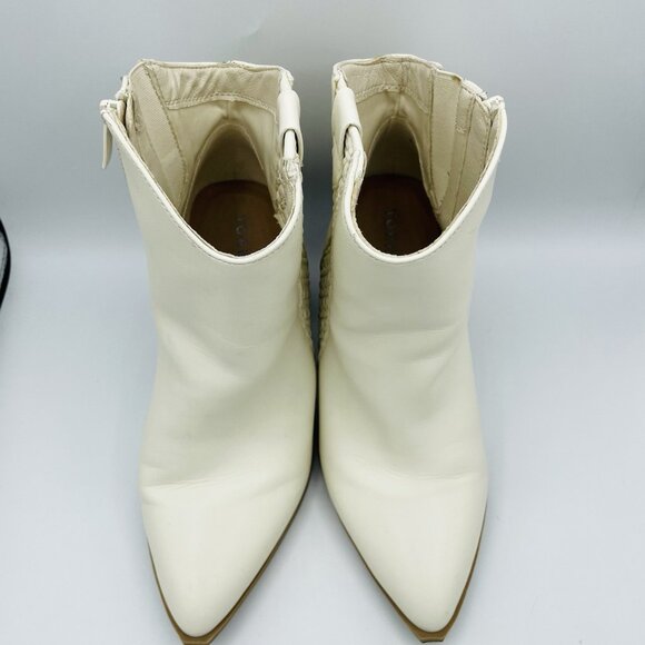 Torrid Boots Womens Shoes Size 10WW Wide White Western Booties Zip Chunky Heels - Picture 5 of 11